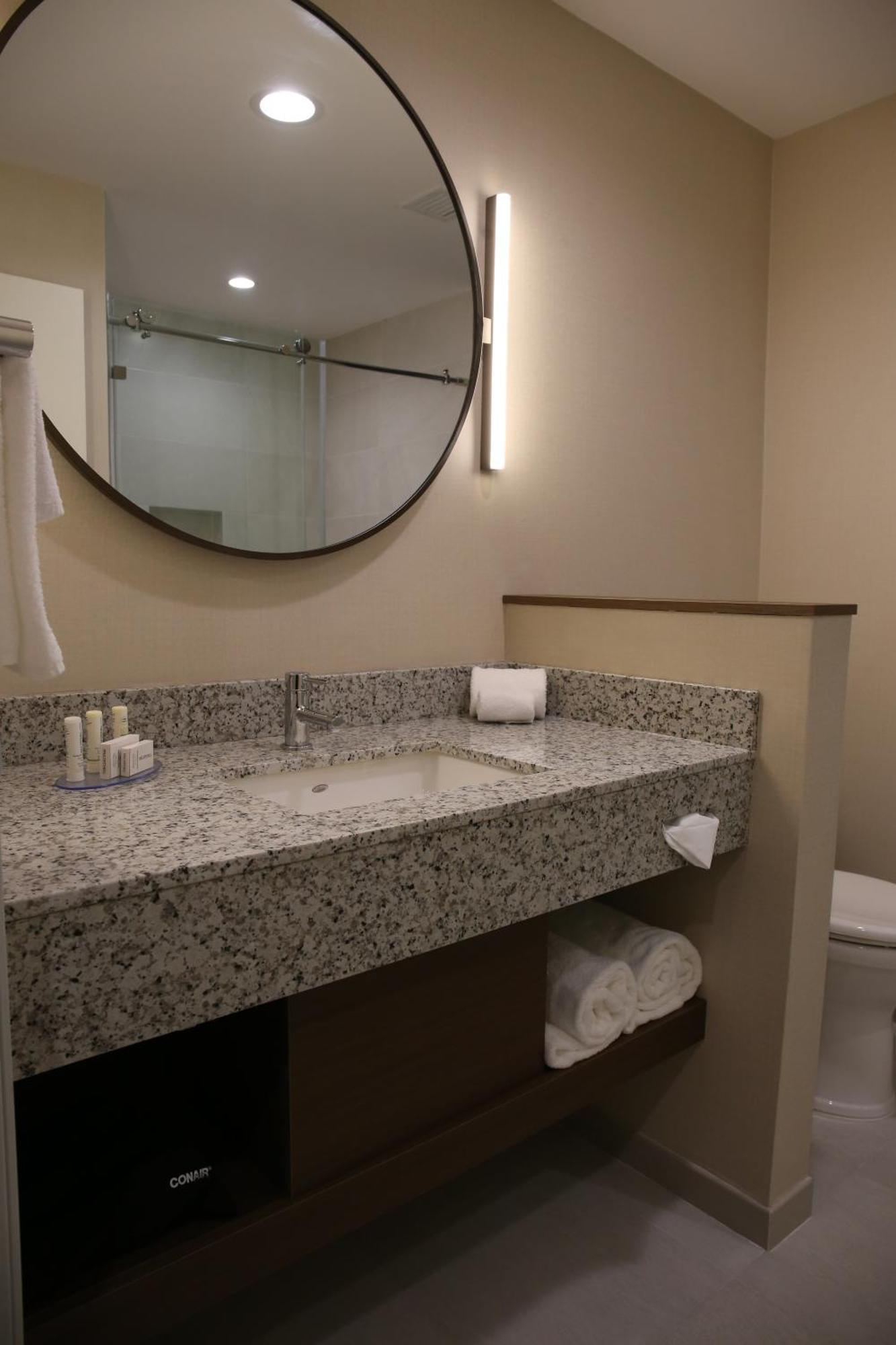 Fairfield Inn & Suites By Marriott Mexicali Room photo